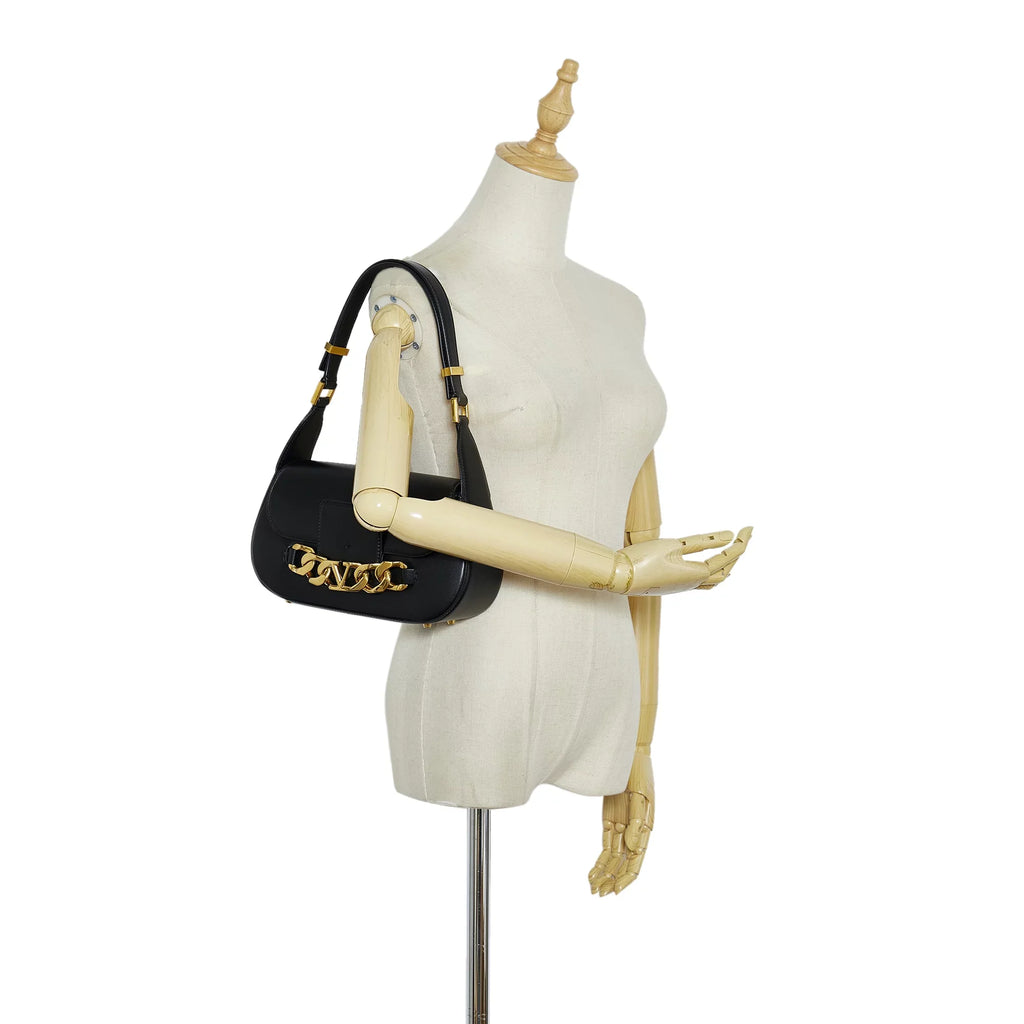 Leather Authenticated Bag Valentino (Good) Vlogo Chain Pre-Owned Black Unisex Shoulder Calf