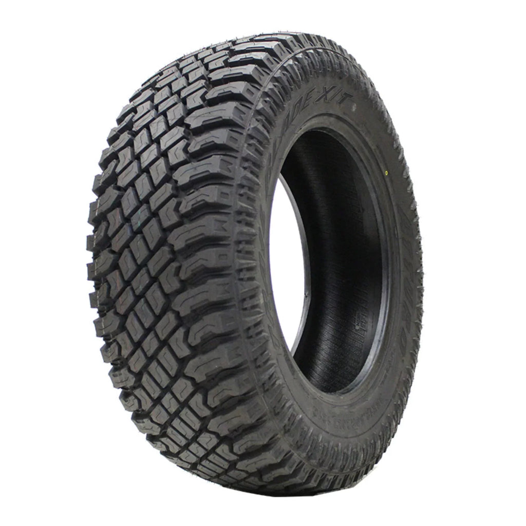 X/T Blade 121/118Q Light F Truck Trail LT305/50R20 Atturo Tire