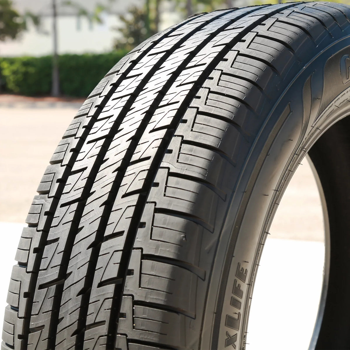 Tire All-Season 94H Goodyear Maxlife 215/55R18 Assurance