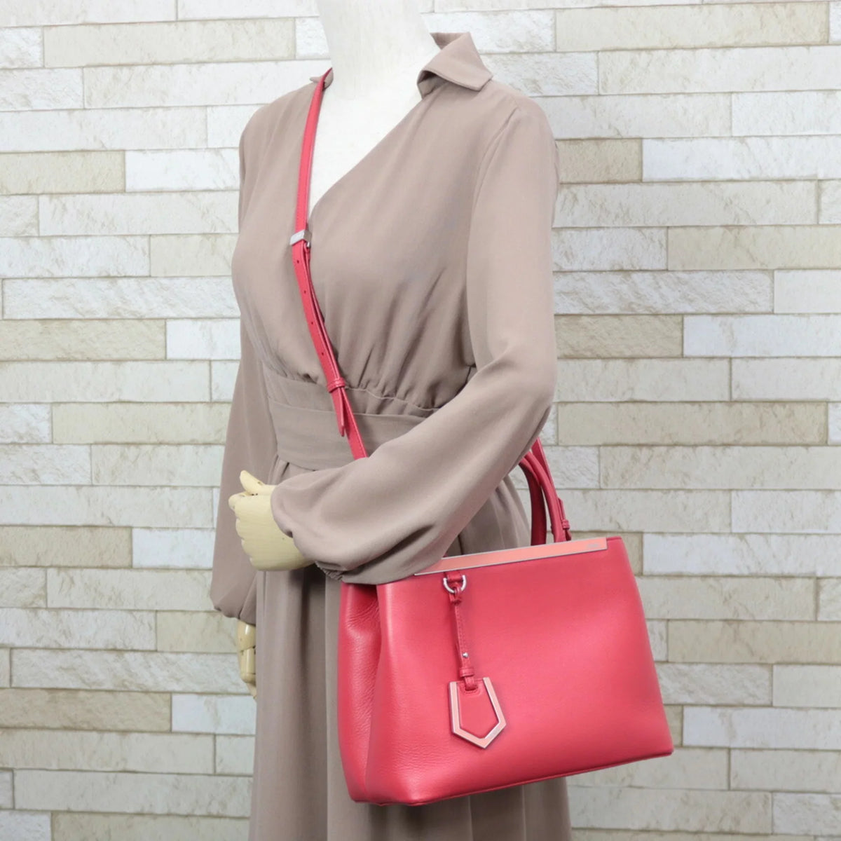 Red Bag Handbag Ladies Toujour (Fair) Pre-Owned FENDI Shoulder