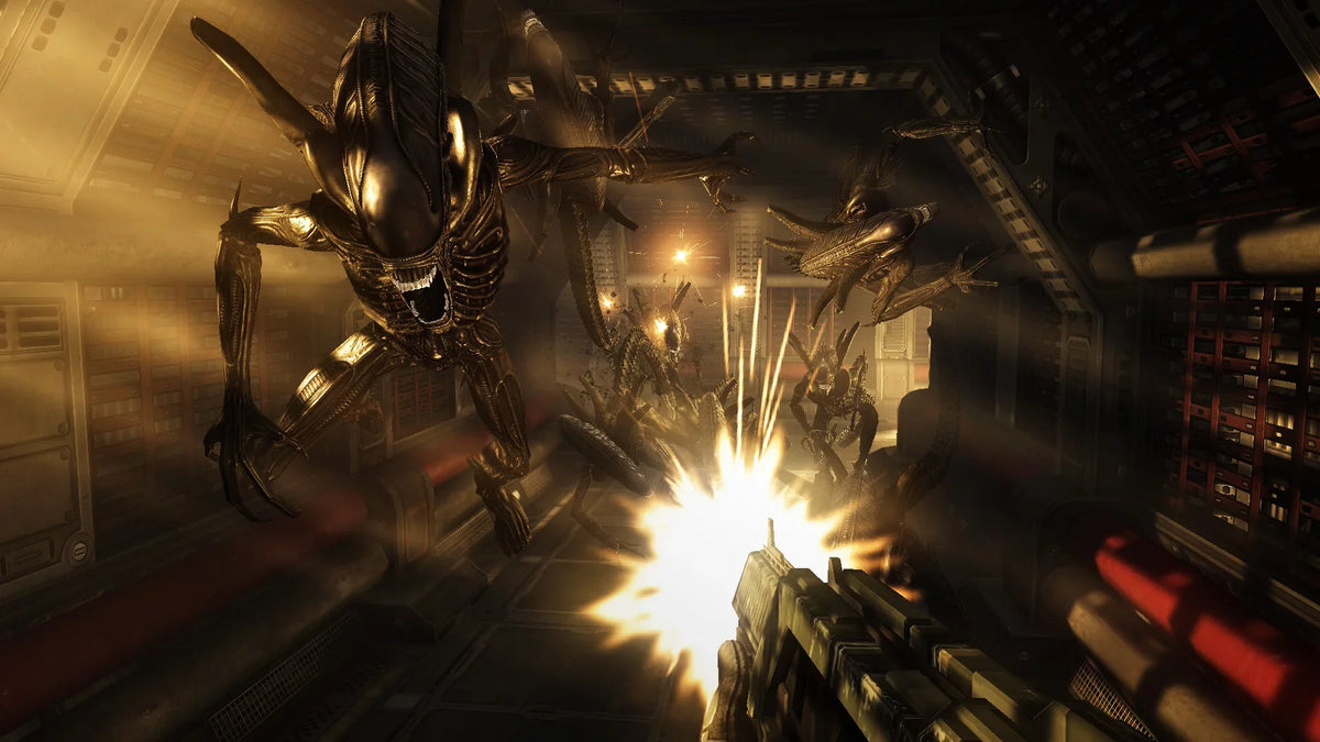 SEGA vs - Xbox Aliens Predator 360