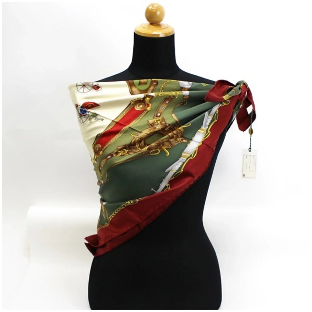 carriage (Like silk pattern ladies red scarf wine muffler green x Pre-Owned New)