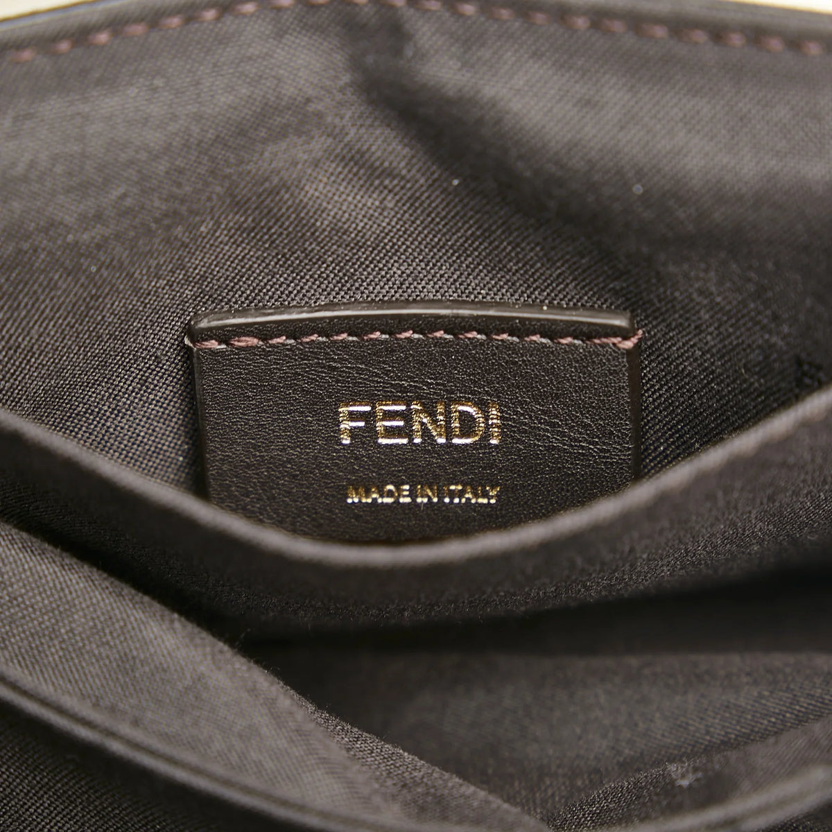 ID Authenticated Pre-Owned Leather Fendi (Good) Black Unisex Bag Calf Crossbody Small