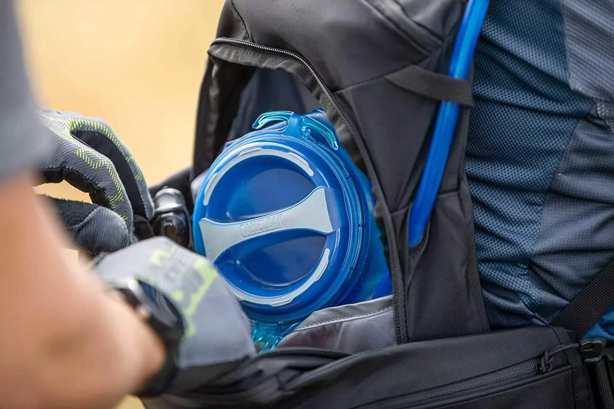 Bladder, liquid Hydration , Bladder Crux 2-Liter Reservoir 70 Blue Ounces, CamelBak - Leak-Proof liquid