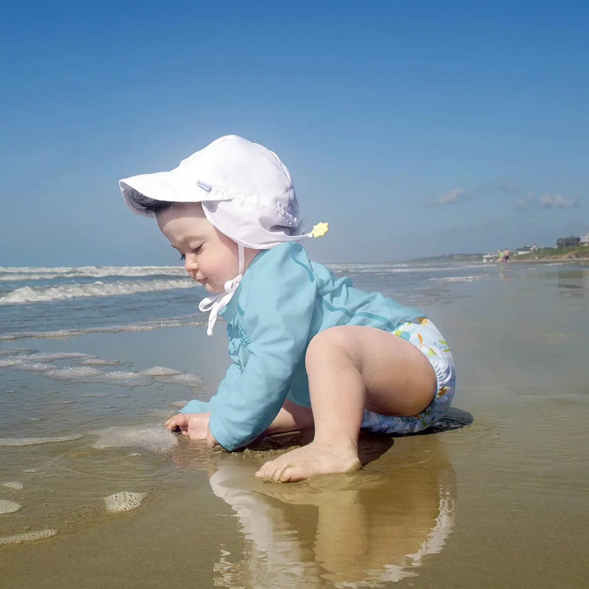 i Protection Sun Months Flap White Baby play. Hat Swim